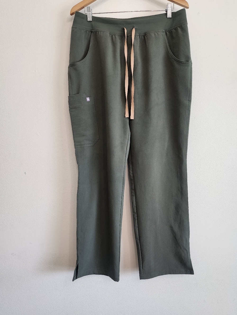 FIGS Moss Manila Oversized Top Kade Cargo Pants Scrub Set L - Picture 8 of 13